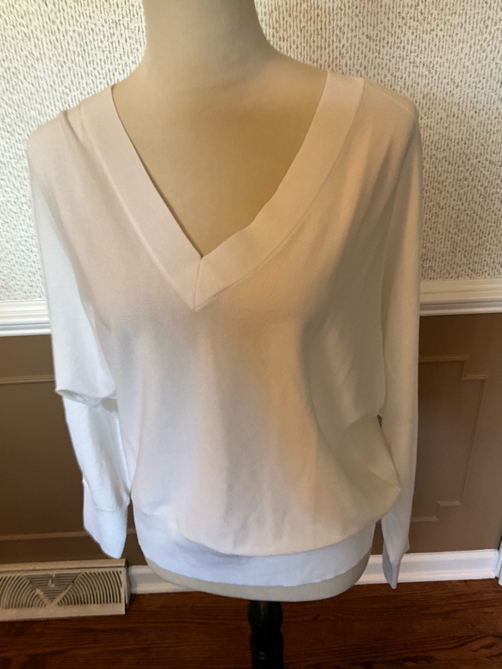 INC International Concepts Cream V-Neck Knit Pullover